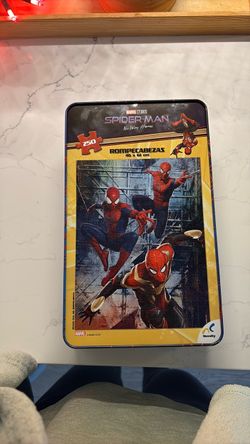 250 piece Spider-Man Puzzle