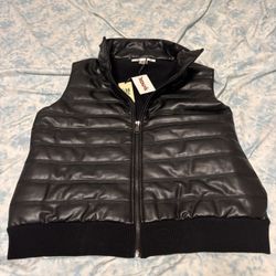 Black Vest Made by Tjmax/Max studio  