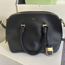 New DKNY Purse