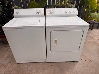 Heavy duty, super capacity, whirlpool washer, and dryer set (white)