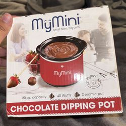 Chocolate Dipping Pot / Fountain $3