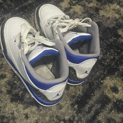 Size 2.5Y / Jordan 5 RACER BLUES