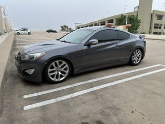 2013 Hyundai Genesis
