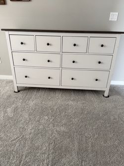 IKEA Hemnes 8-Drawer Dresser White painted