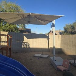 Luxury TUUCI Ocean Master Max Cantilever Umbrella – Commercial Resort Quality – Includes 2 Bases