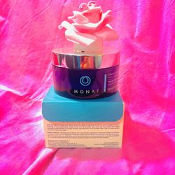 MONAT MONAT Heavenly Hydrating Masque for Healthy Shiny Hair 124ml New/Sealed