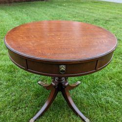 Lovely Round Table with Drawer - Excellent Condition