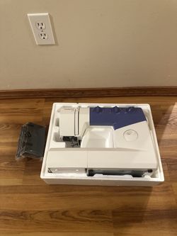 Viking Huskystar 215 Sewing Machine 