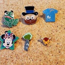 Lot Of Disney Trading Pins. Lot 130