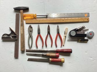 15+ Antique / Vtg. Hand Tools Linesman Pliers Square Level Combo Collapsible Ratchet  Preen Hammer etc