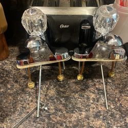 Chrome bathroom Faucets