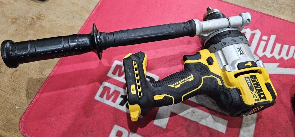 DEWALT
20V MAX XR Brushless Cordless 1/2 in. Hammer Drill (Tool Only)