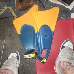 Chruchill Fins XtrA Large