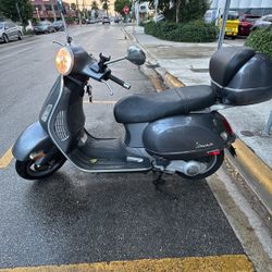 Vespa 200 Grand Turismo