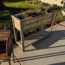 Raised Planter