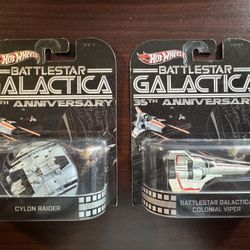 2012 New Hot Wheels Battlestar Galactica 35th Anniversary Colonial Viper & Cylon Raider