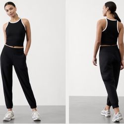 Athleta Women’s Camo Joggers Size 8 - Brand New
