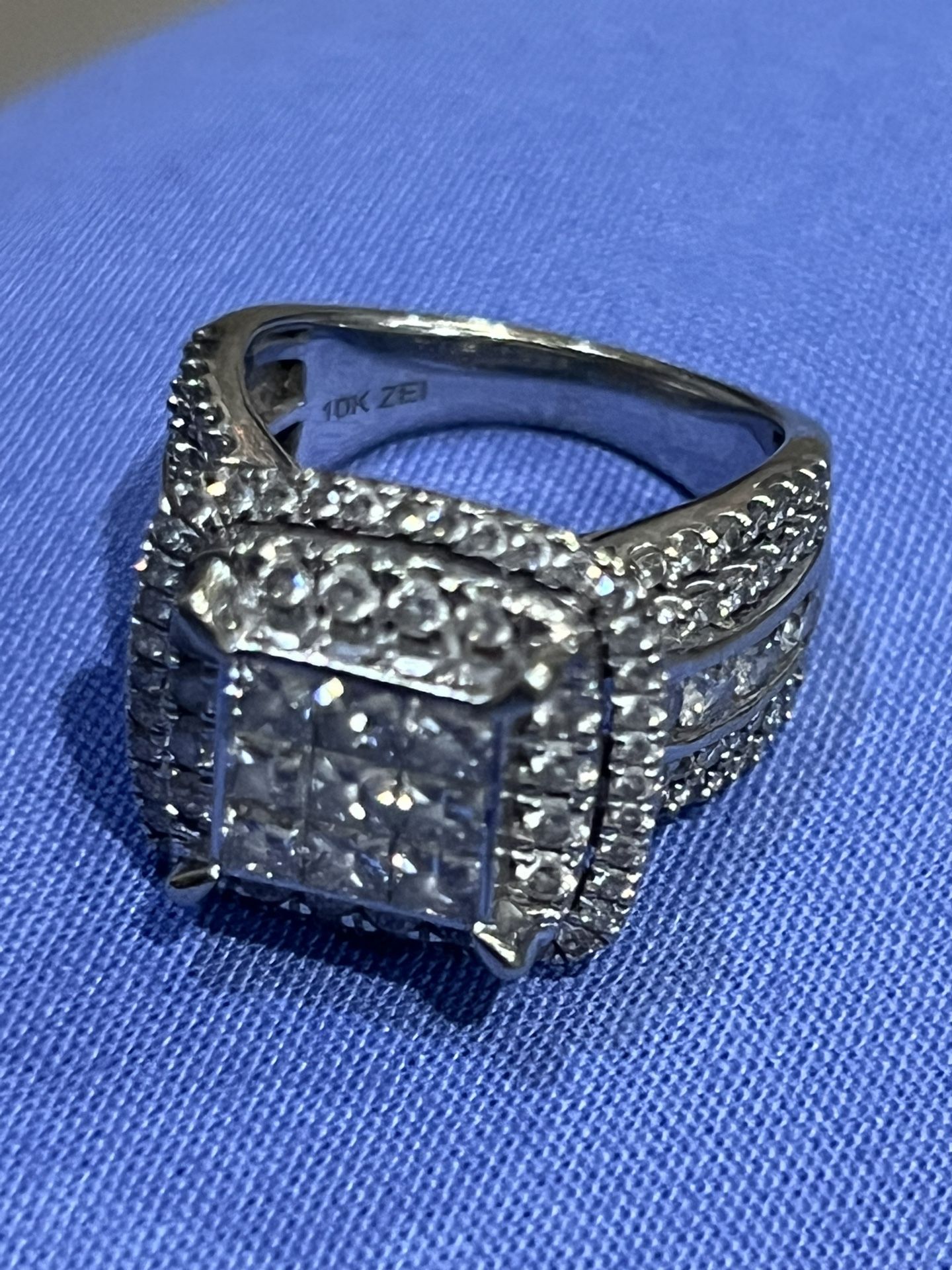 Diamond Rings $2000