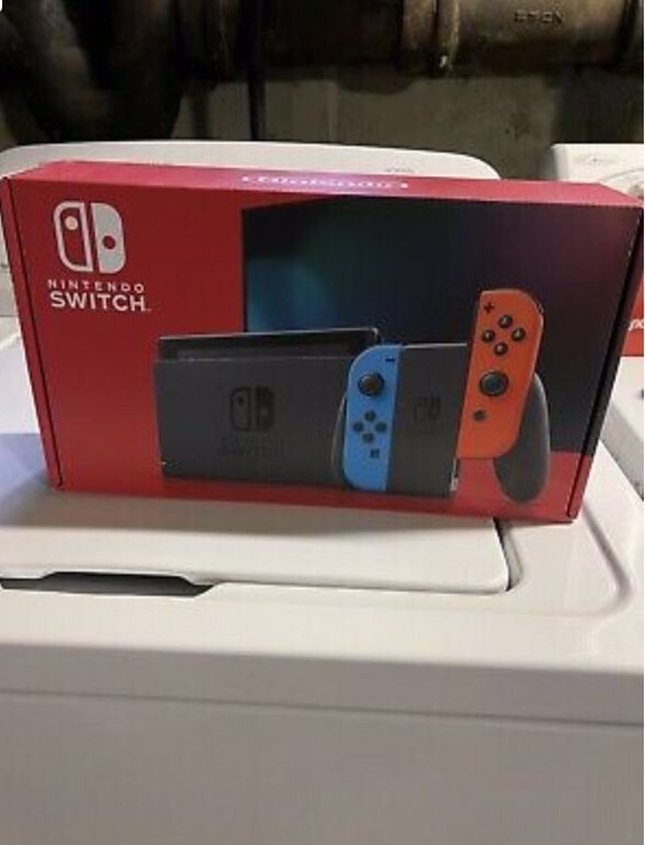 Nintendo Switch 32GB Neon Red/Neon Blue Console