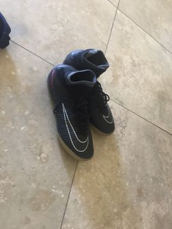Nike mercury turf shoes
