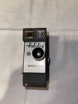Holiday 8mm Film Camera - Model 1E