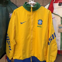 Nike Brazil yellow windbreaker jacket 