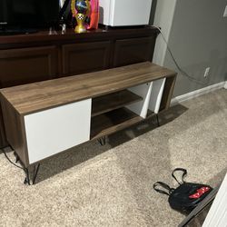 TV Stand Unit Thing 
