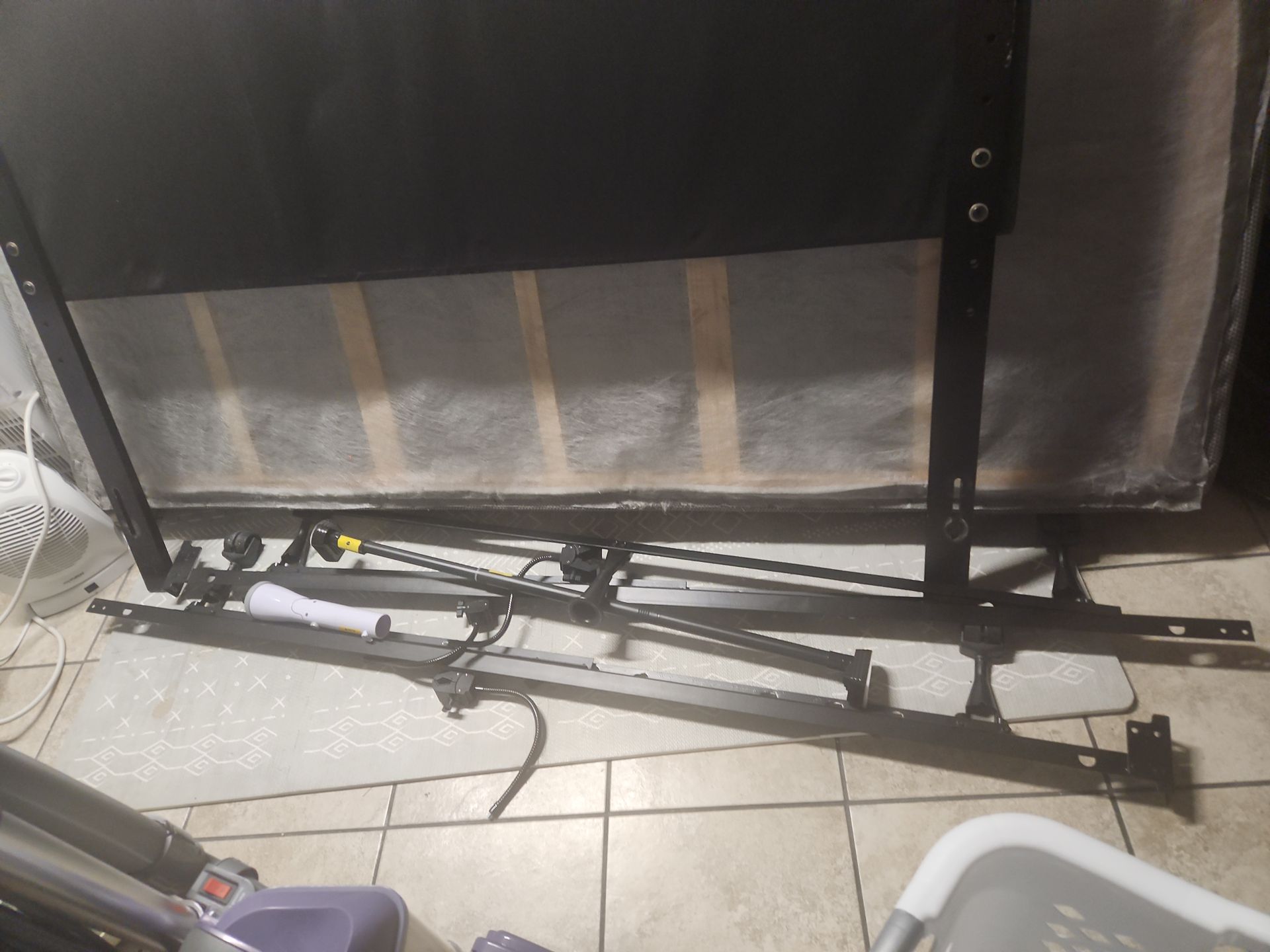 Queen metal bedframe and box spring