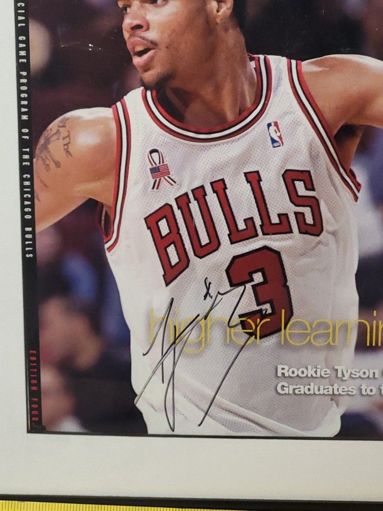 【UDA直筆】Tyson Chandler ブルズ #3 パッチ サイン Chicago bulls #3 Higher Leaming Rookie Tyson Chandler Graduates to
