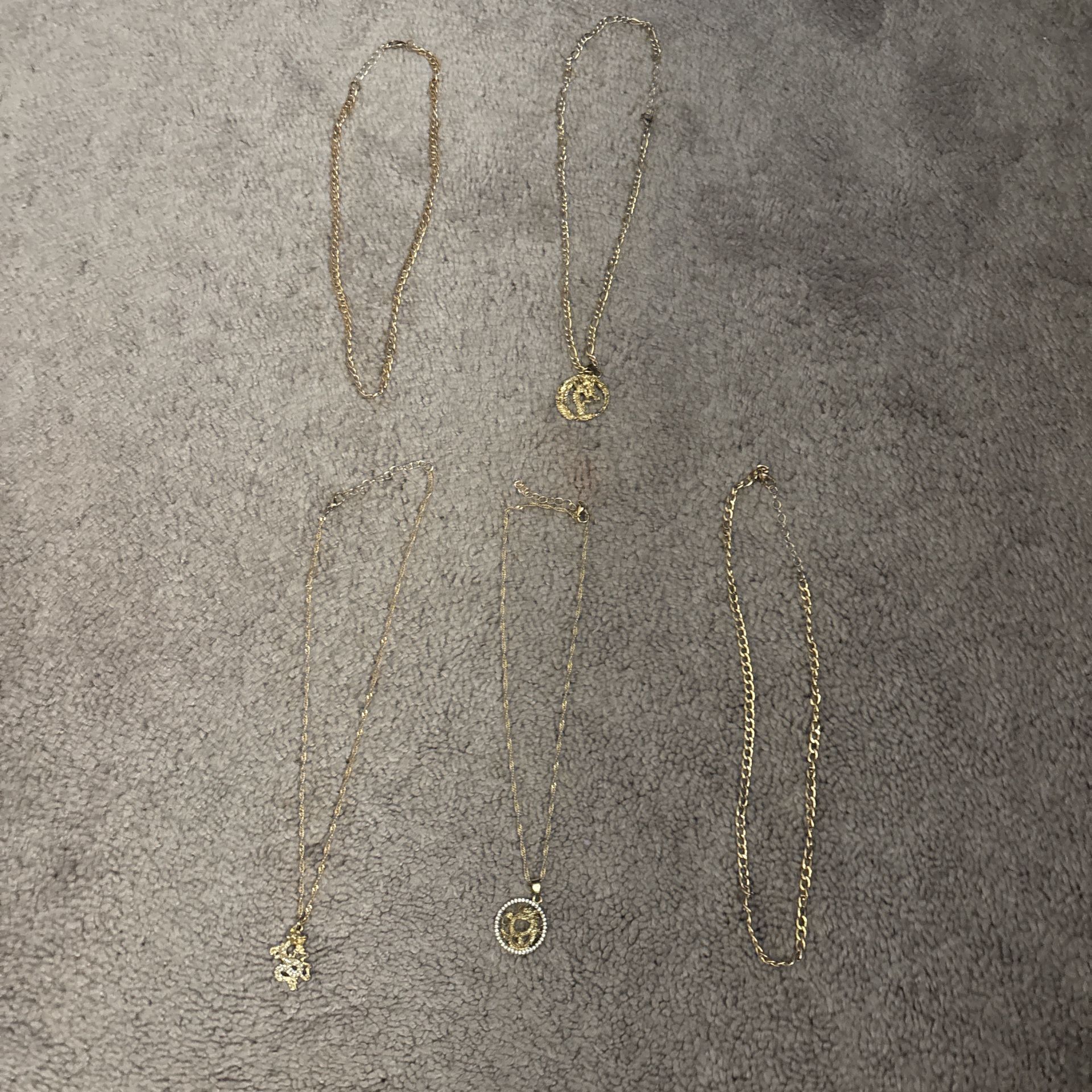 Gold jewelry set