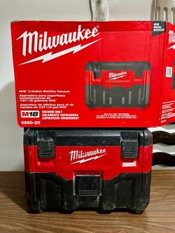 Milwaukee M18 2-Gallon Wet/Dry Vacuum