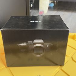 Sony A7 IV (A7M4) - Fully Functional - Body Only