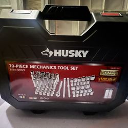 New Husky 70 Piece Mechanics Tool Set 