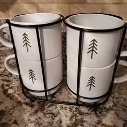 Holly & Joy 4 Coffee Mug Set W Stand, Like New