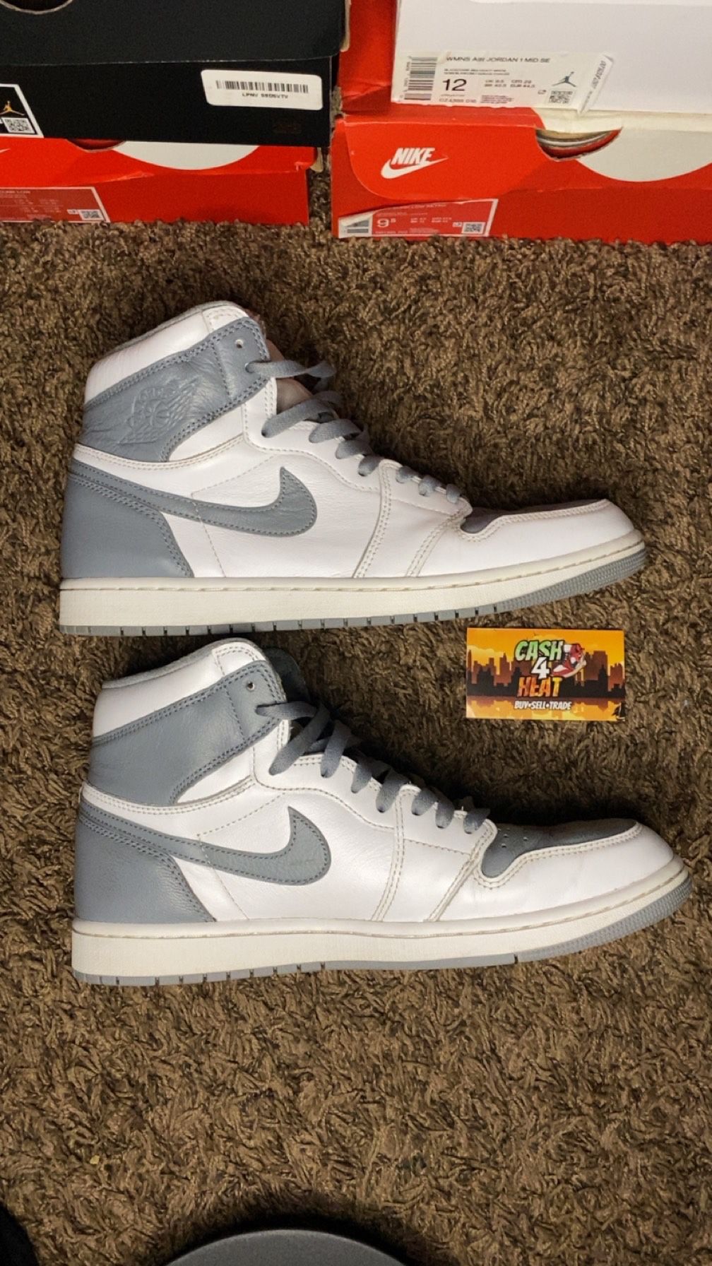 Air Jordan 1 Retro High OG “stealth”