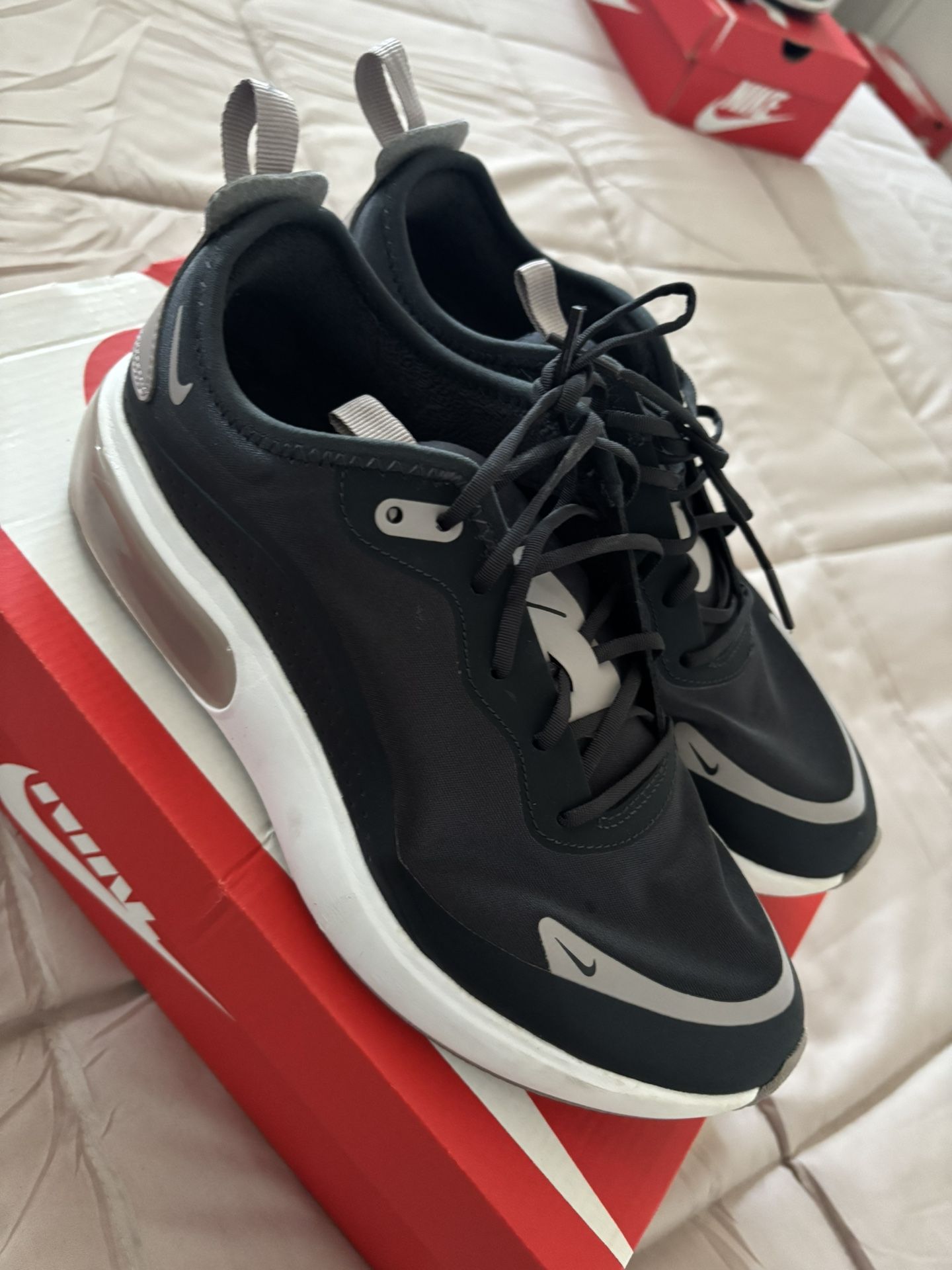 Nike