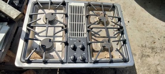 Propane and natural gas stove top