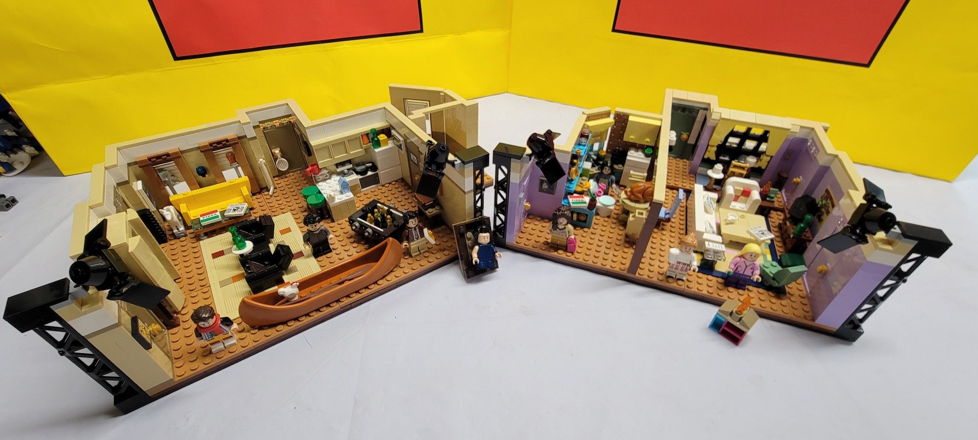 Lego Creator Expert 10292 The Friends Apartments