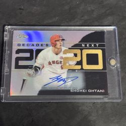 Topps Chrome -  Shohei Ohtani Autograph #18/25