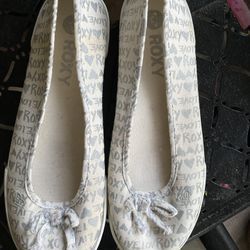 Size 7 Slides