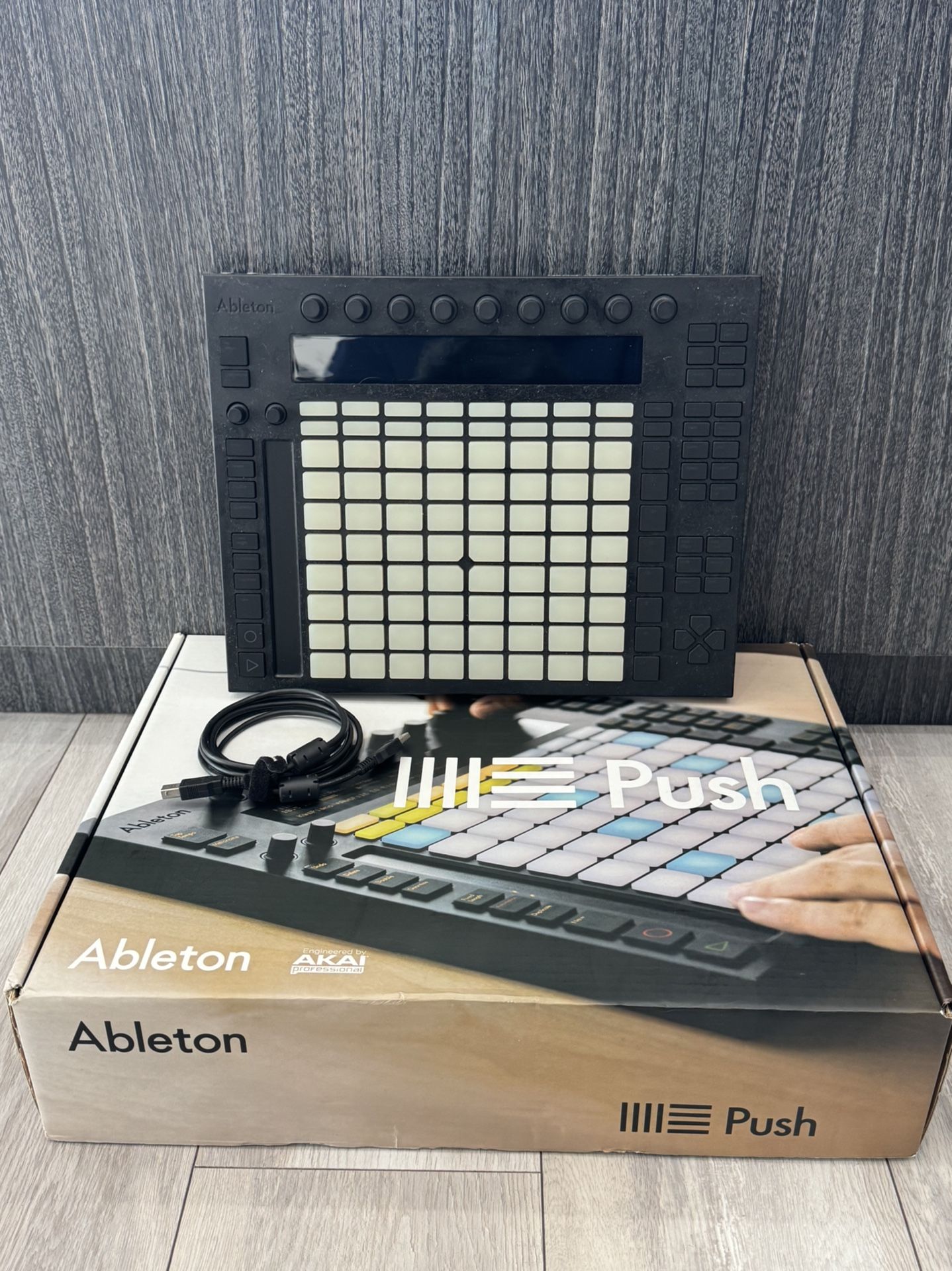 Ableton Push 1 Midi USB Controller Instrument