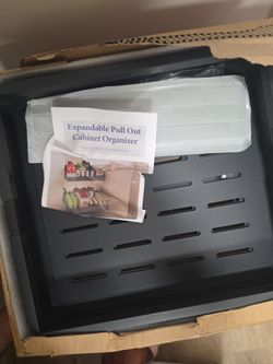 Expandable pull out cabinets organizer