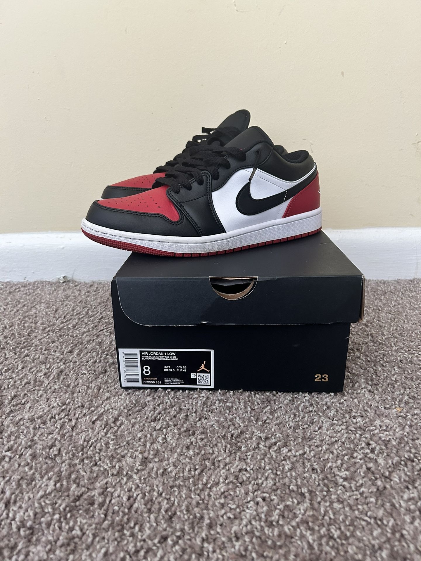 Nike Air Jordan 1 Low Bred Toe 2.0 Size 8 $60 OBO