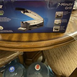 OSTER 7 Minutes Grill
