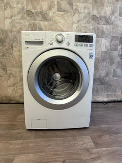LG washer laundry