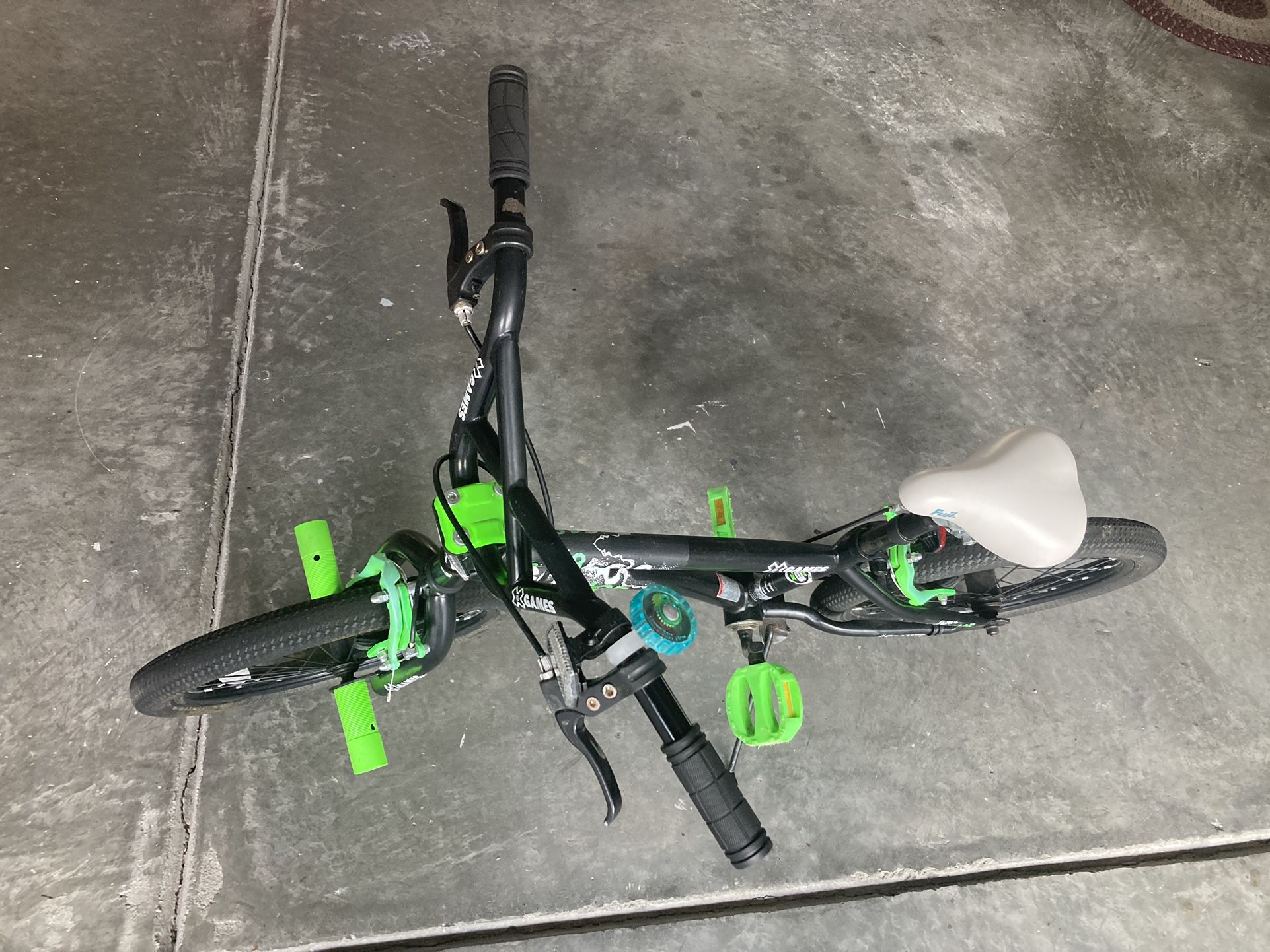 X game 18” Bike Excellent Condition