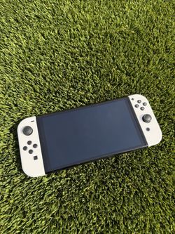 Nintendo Switch OLED VERY Lightly Used
