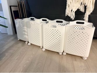 Set of 4 Hampers / Rolling Baskets