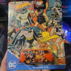 Hot Wheels '66 Dodge A100 2/5