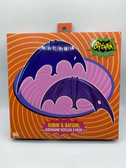 Batman (1966 TV Show) - Prop Replica - Batgirl & Robin Batarangs 2 Pack